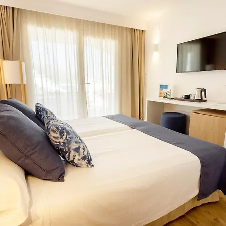 ホテル Parque Nereida 4*