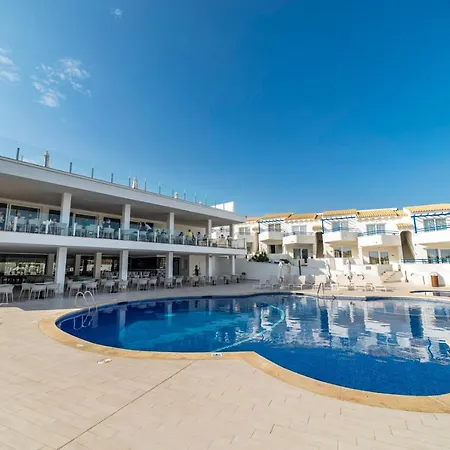 Parque Nereida 4* カラ・ラトハダ