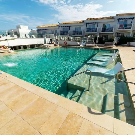 Parque Nereida ホテル 4*